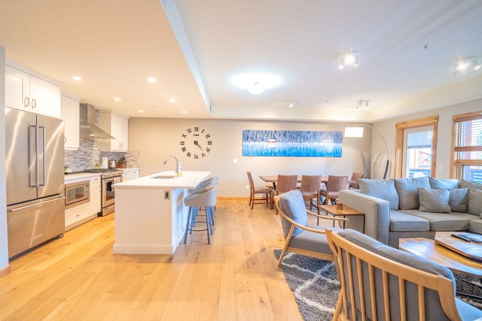 Experience spacious living with an open layout that welcomes you to unwind and relax.