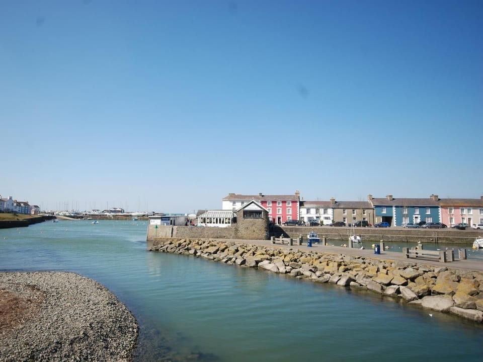 Aberaeron Harbour (2)