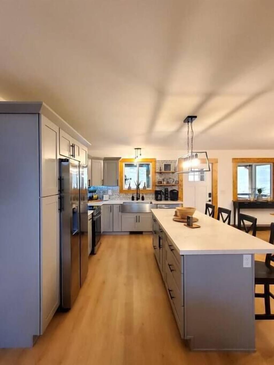 KITCHEN AREA