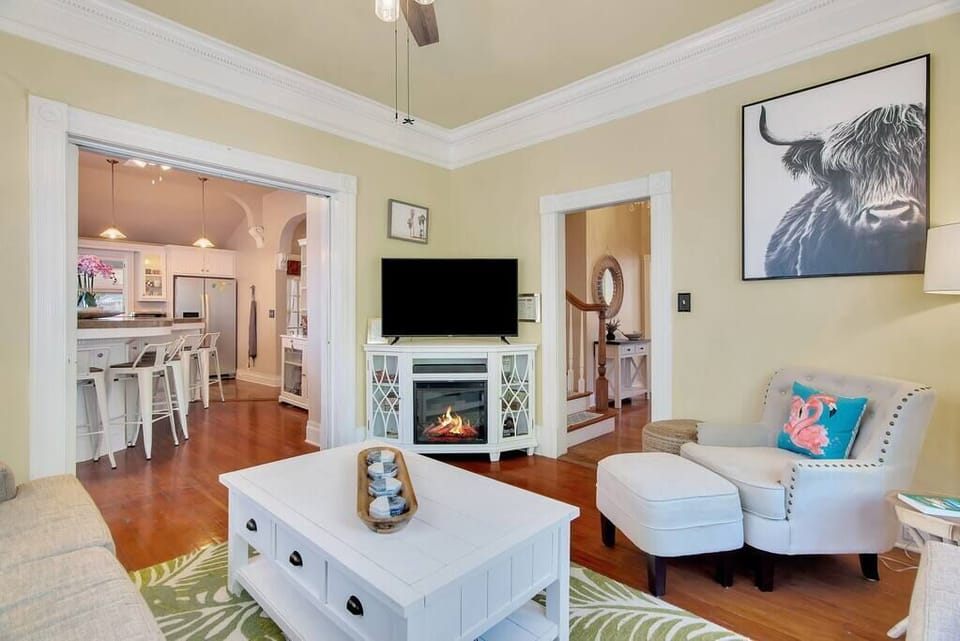 Living Room (1)