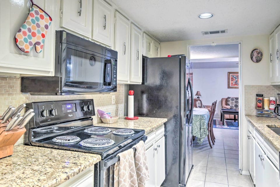 Kitchen | Kids' Supplies | High Chair | Additional Sleeping | Pack 'n Play
