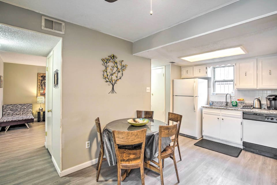 Kitchen | Blender | Coffee Grinder | Crockpot | Toaster Oven