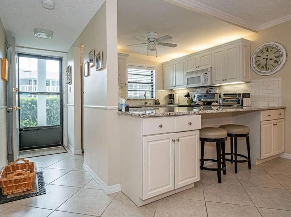 4 stools for counter top dining.