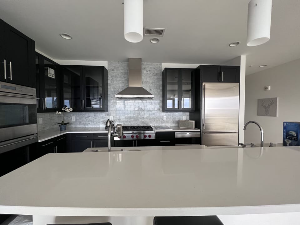 A full kitchen 