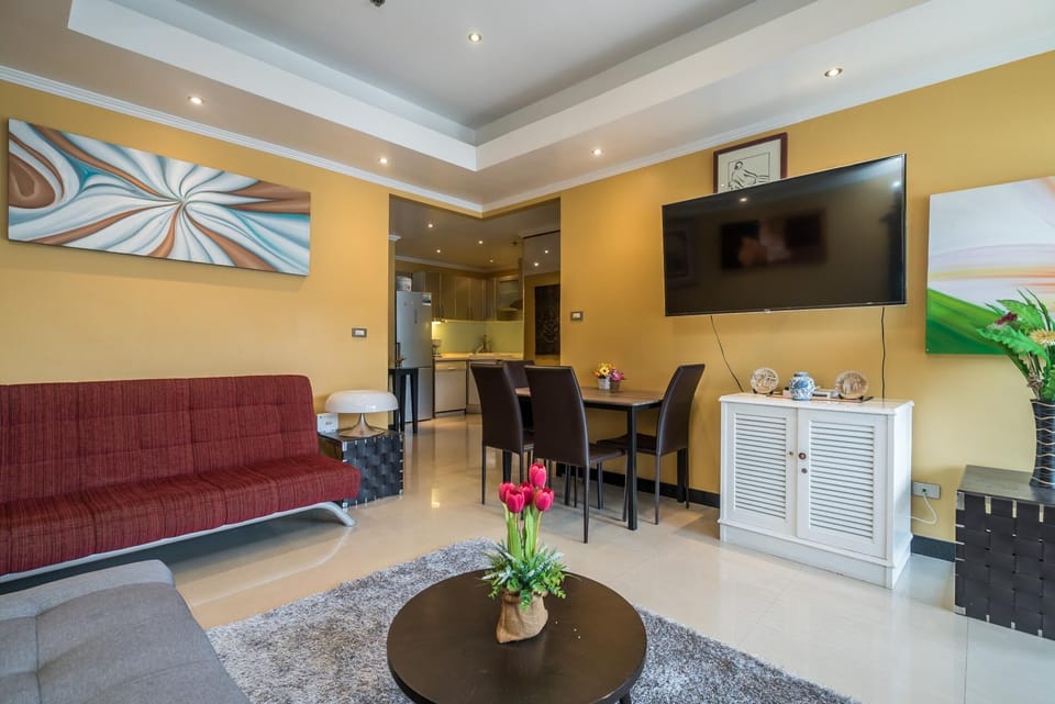 Patong Tower prime location, 150m to beach, shops (9362)