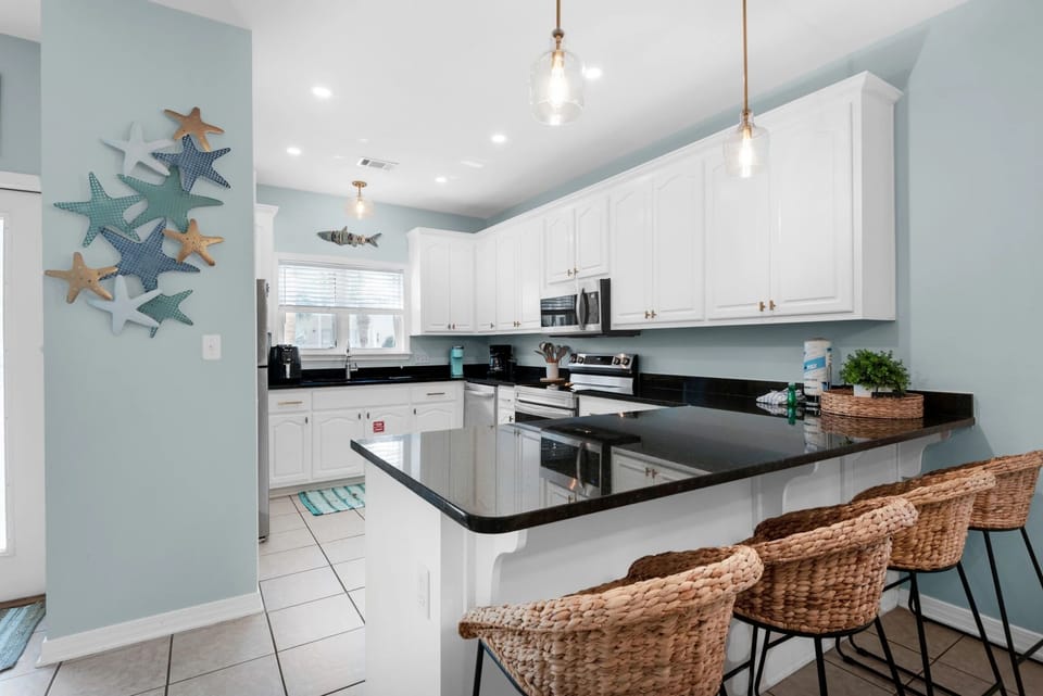 Open floor plan kitchen where the gourmet chef can be right at home 