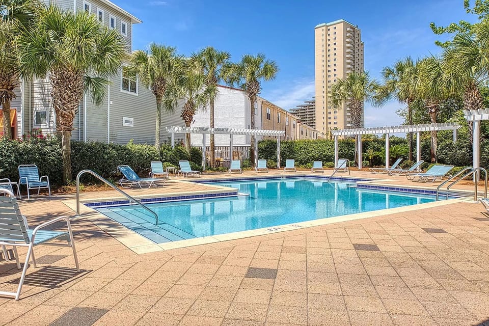 Resort Style Pool