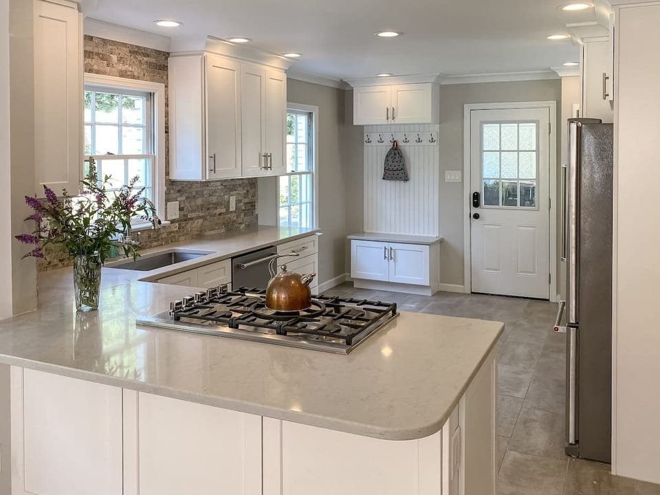 Newly remodeled kitchen with top of the line appliances. 