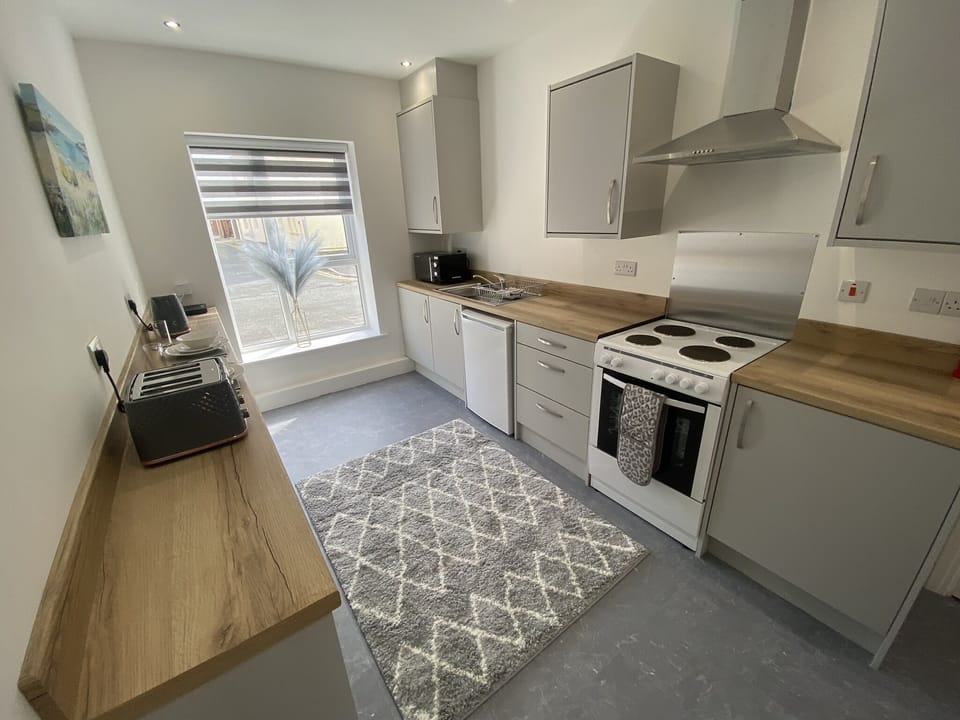 Open Plan Kitchen - Lounge