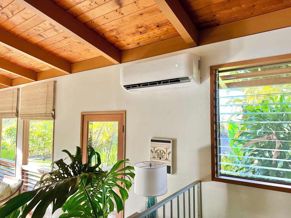 Split air conditioning system to rapidly cool home and remove the humidity.