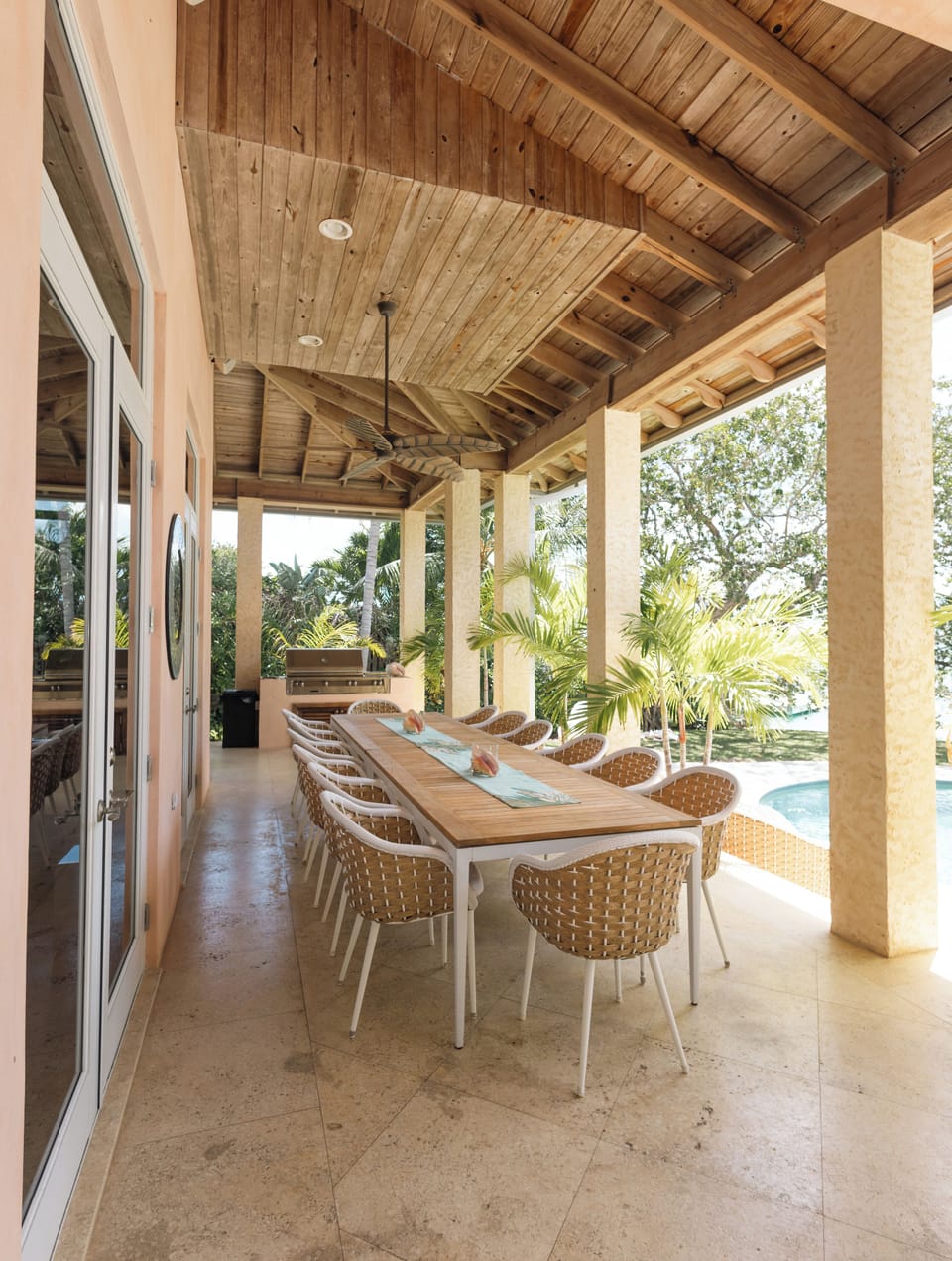 Outdoor dining option with ocean views