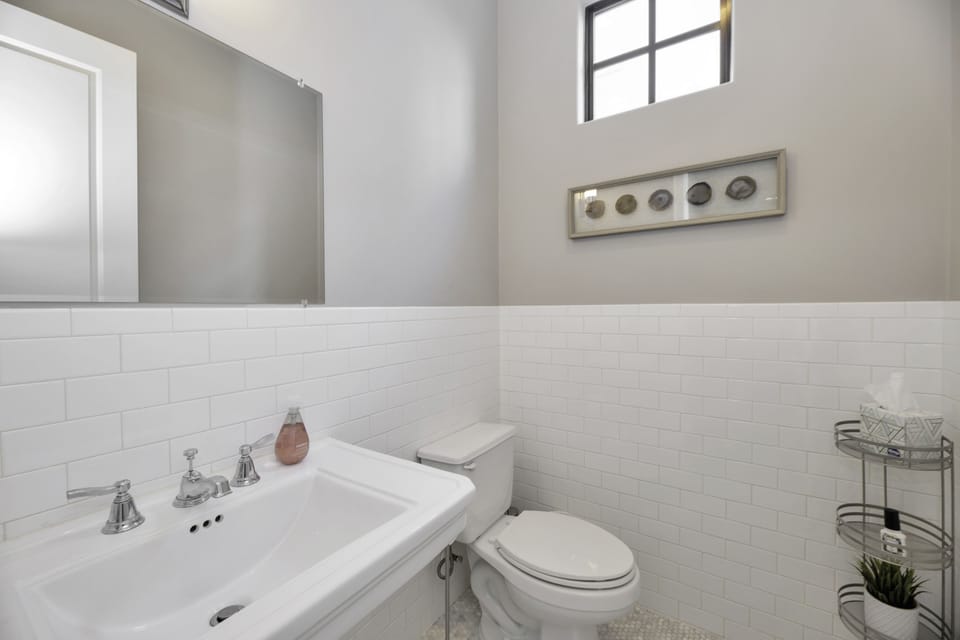 Powder room