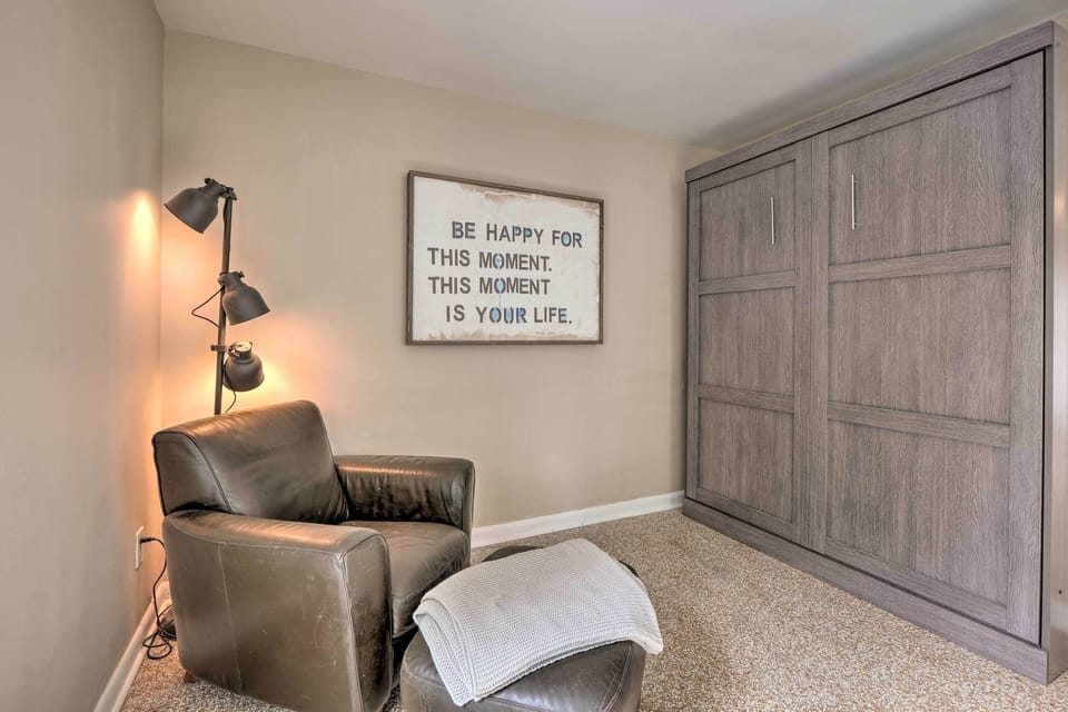 Living Room | Queen Murphy Bed | Linens Provided