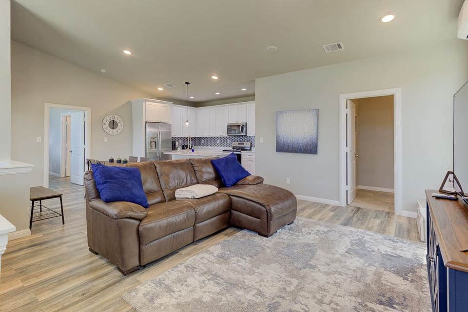Upstairs Family Room