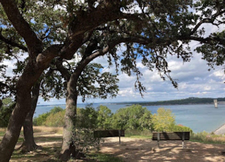 Overlook Park (12 min)