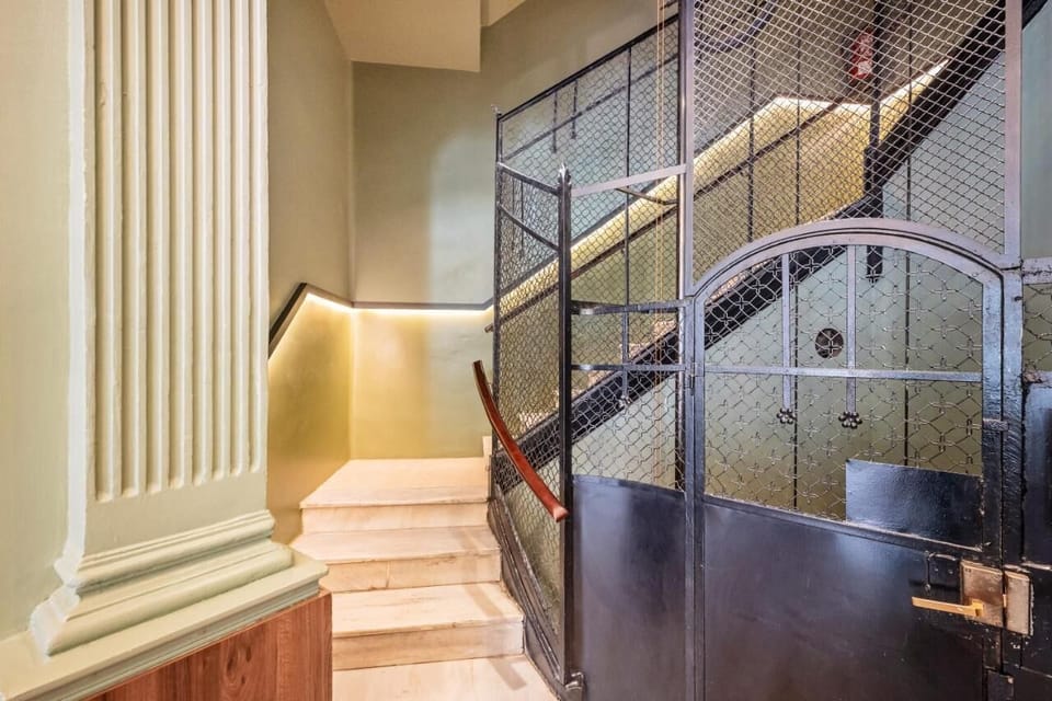 Bathrooms with walk-in-shower