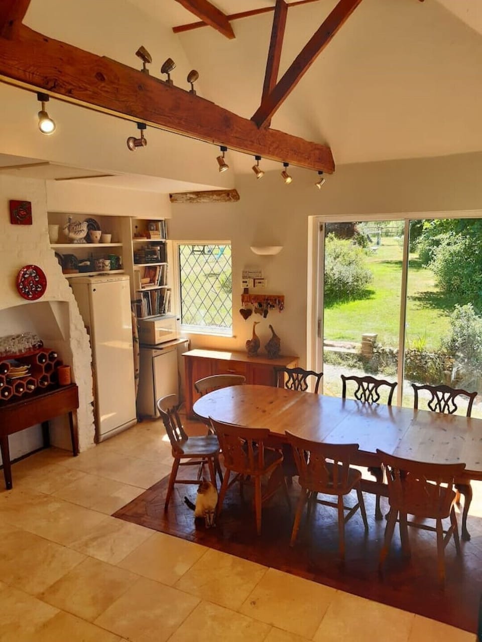 Kitchen table