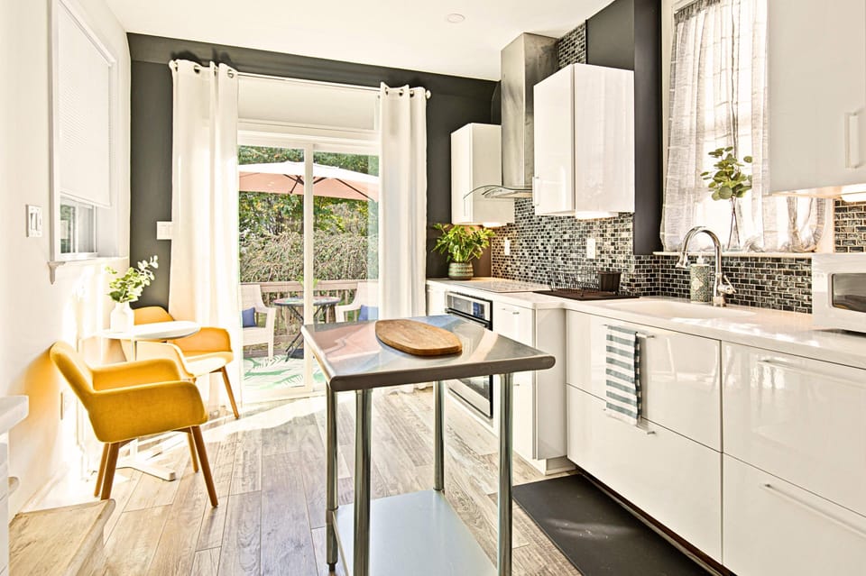 Gourmet kitchen, deck access, fenced yard - "had everything and more!" 