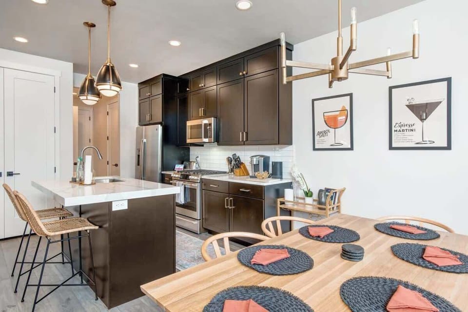 Dining Room into Kitchen