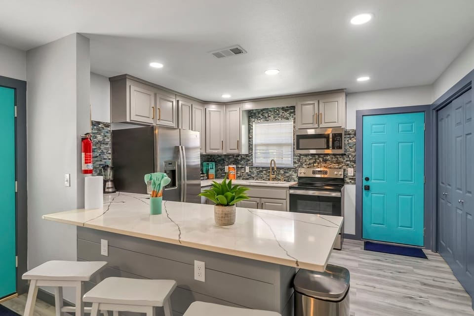 Kitchen Peninsula