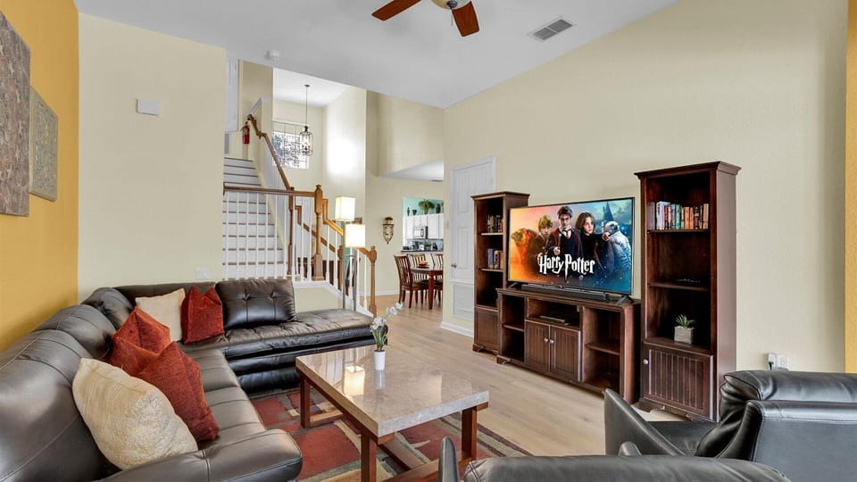 This villa has a total of 5 bedrooms.