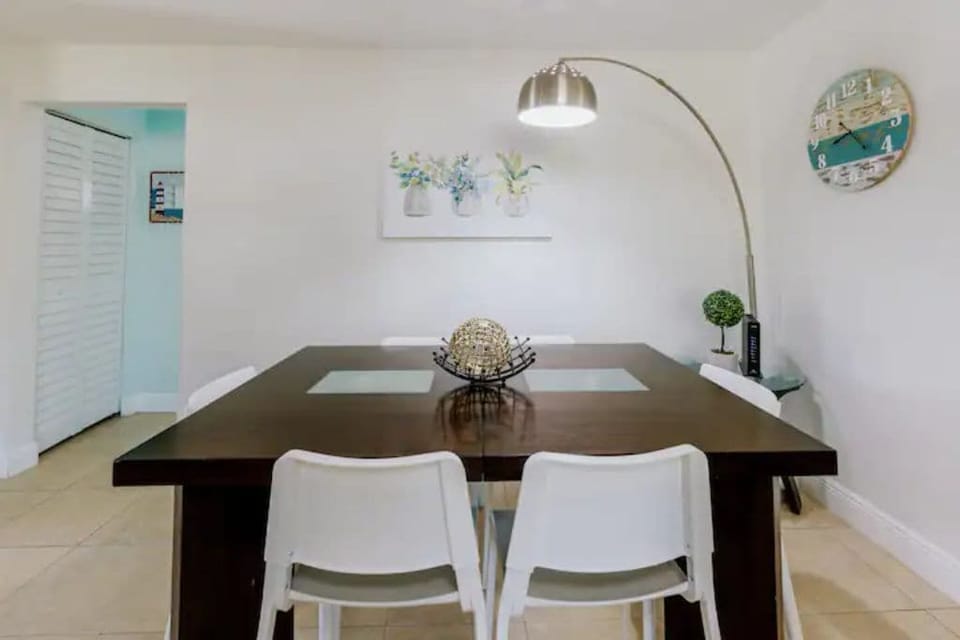 Hallandale beach city, walking around the house