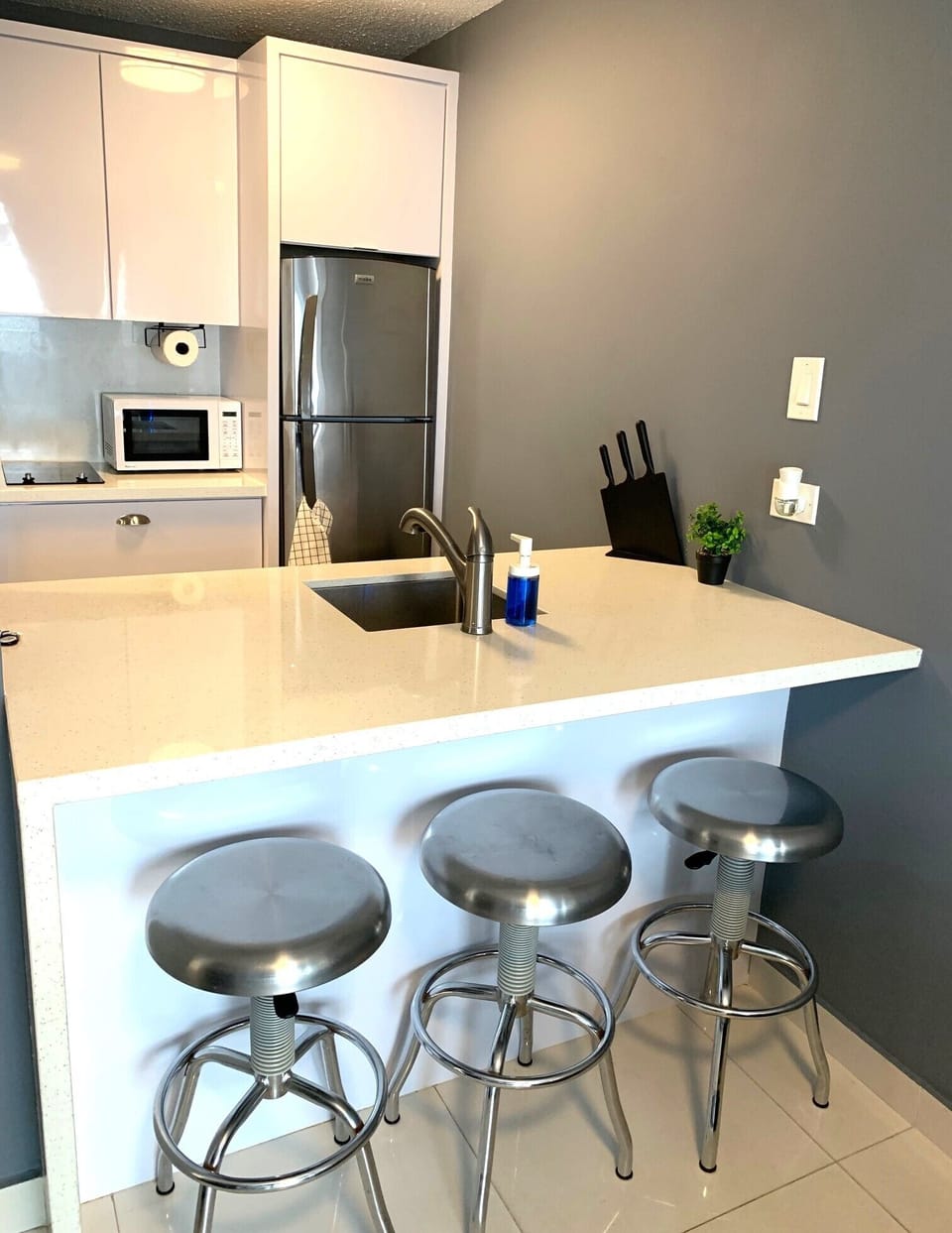 Countertop & stools