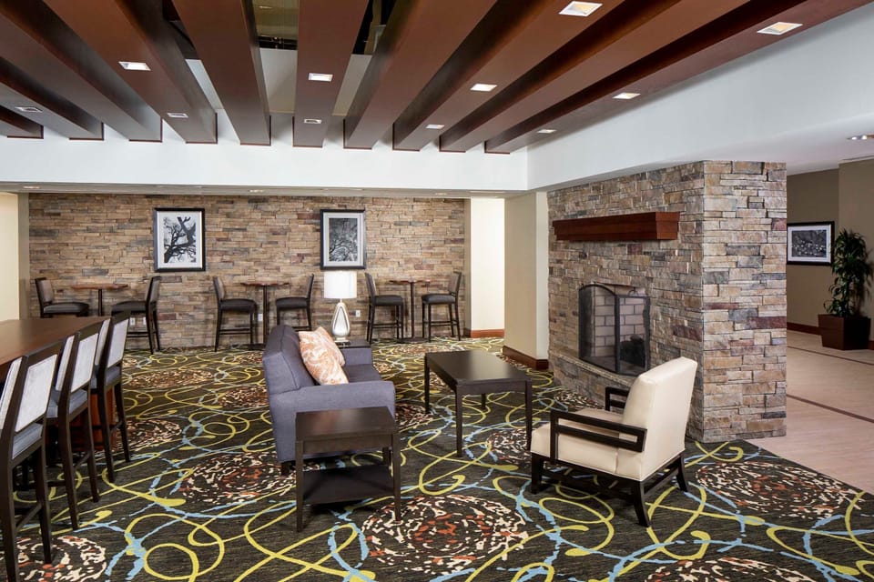 The welcoming lobby provides a lounge area for guests to relax.