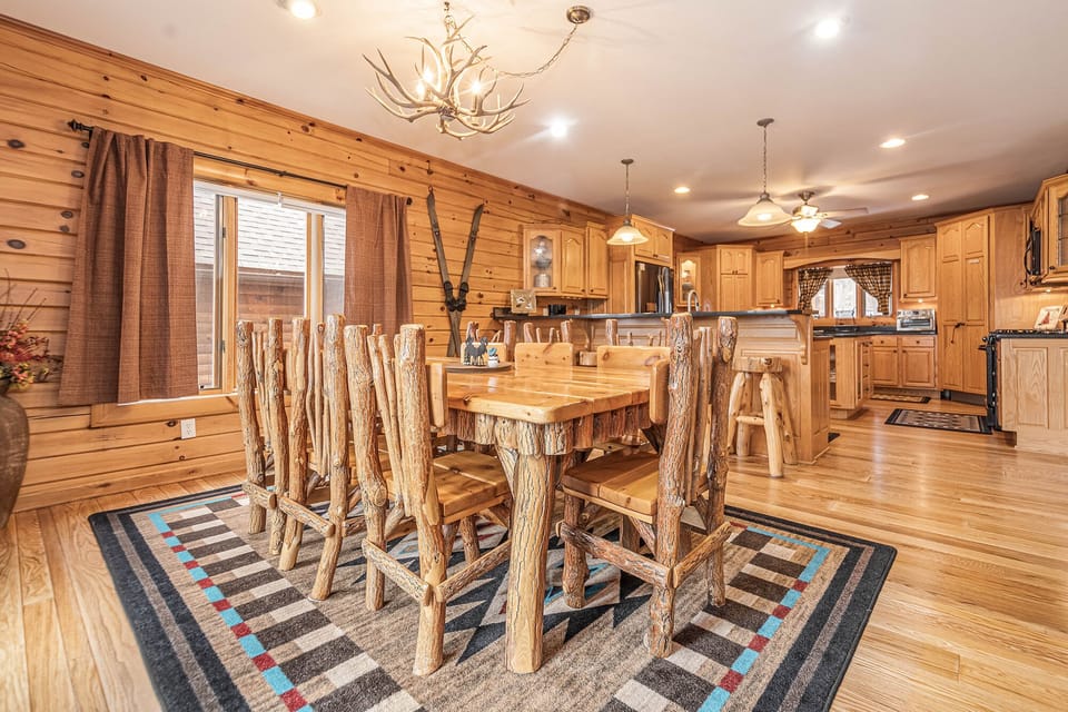 Dining Room, Seating for 8