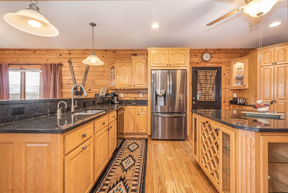 Full Kitchen