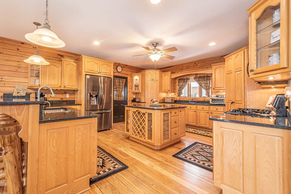Full Kitchen
