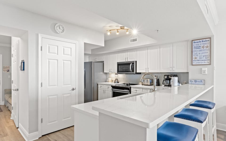 Full Size Kitchen with Bar Seating
