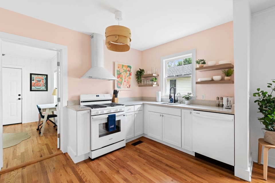 Fully Stocked Kitchen