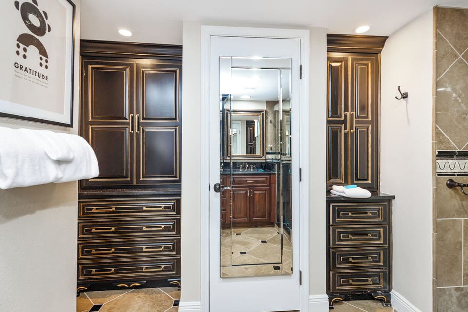 Master Bathroom 1.3