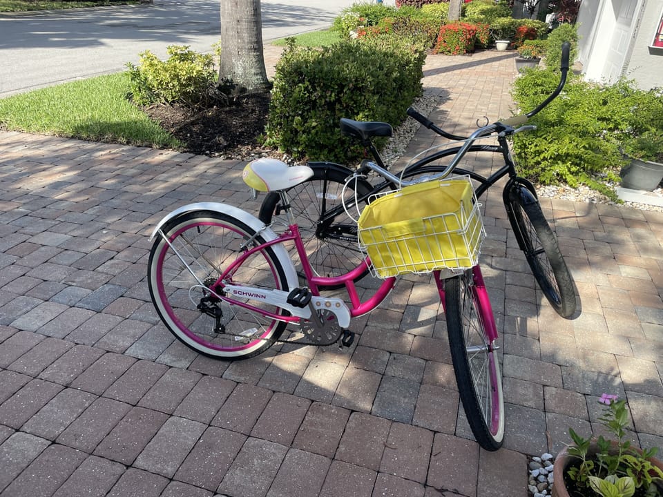 His and her bikes provided for our guest to enjoy during your stay. 
