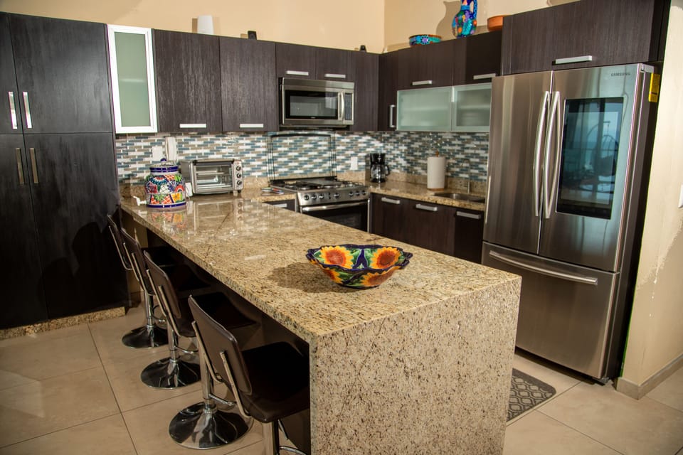 Fully equipped kitchen