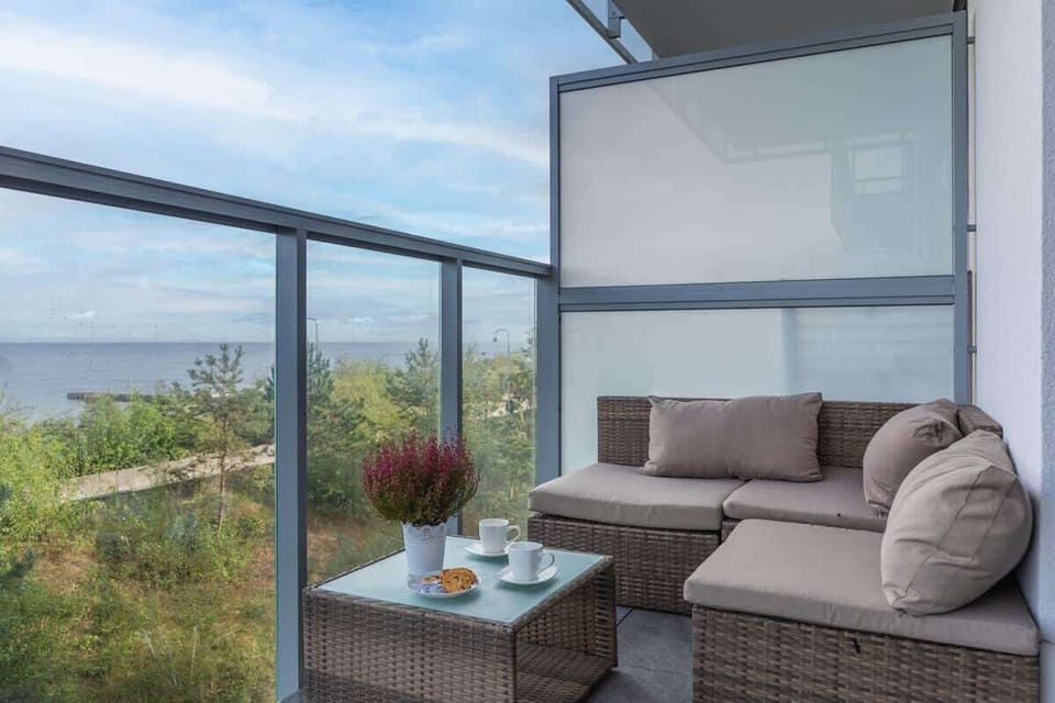 Balcony with a seaview.