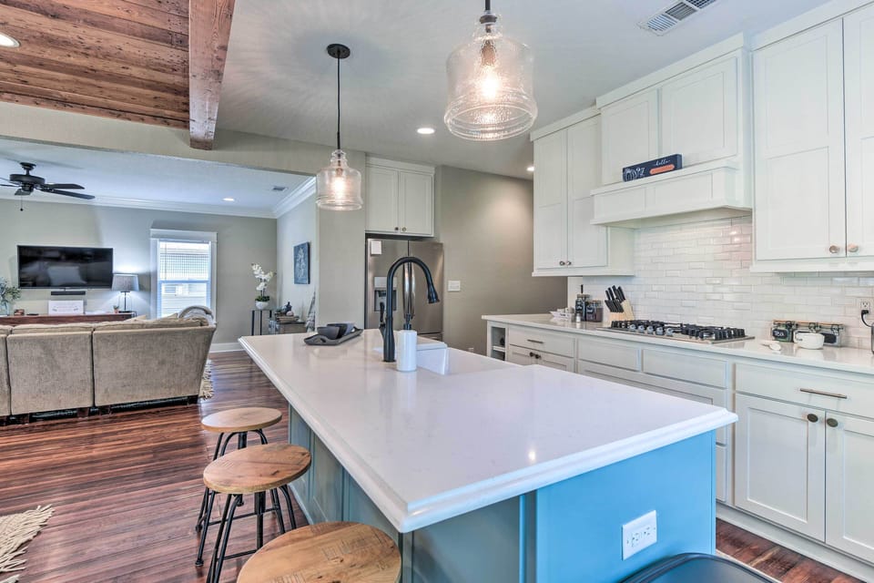 Kitchen | Cooking Basics | Ice Maker | Garbage Disposal