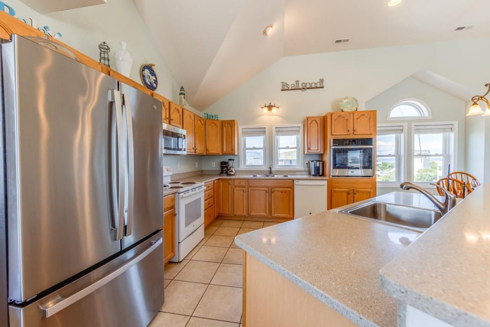 Surf-or-Sound-Realty-1063-Its-all-good-Kitchen--2