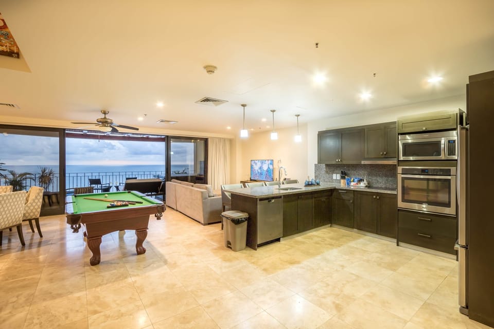 Open Kitchen