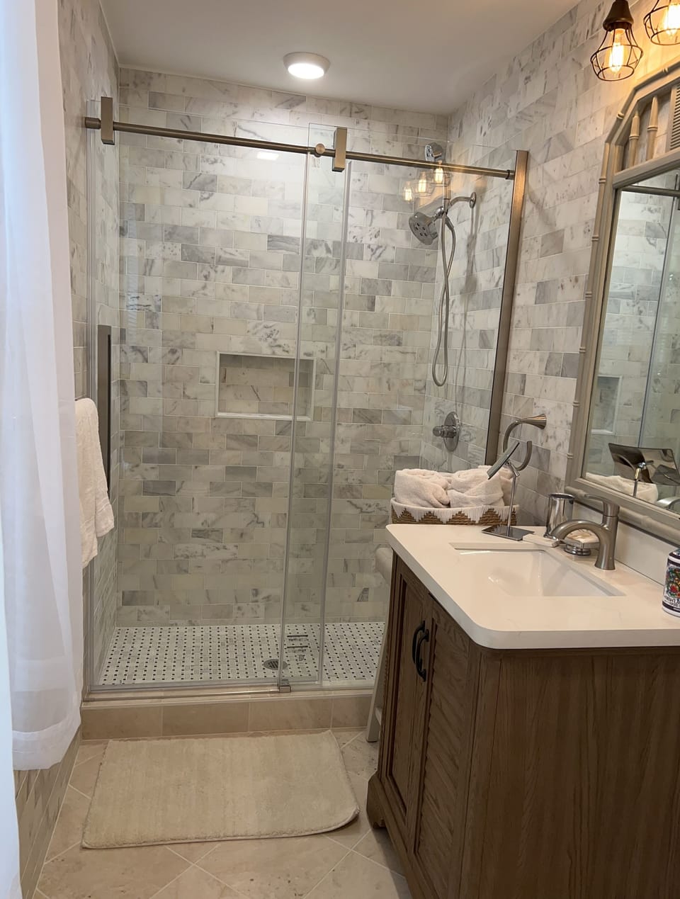 Bathroom with floor-to-ceiling granite.
