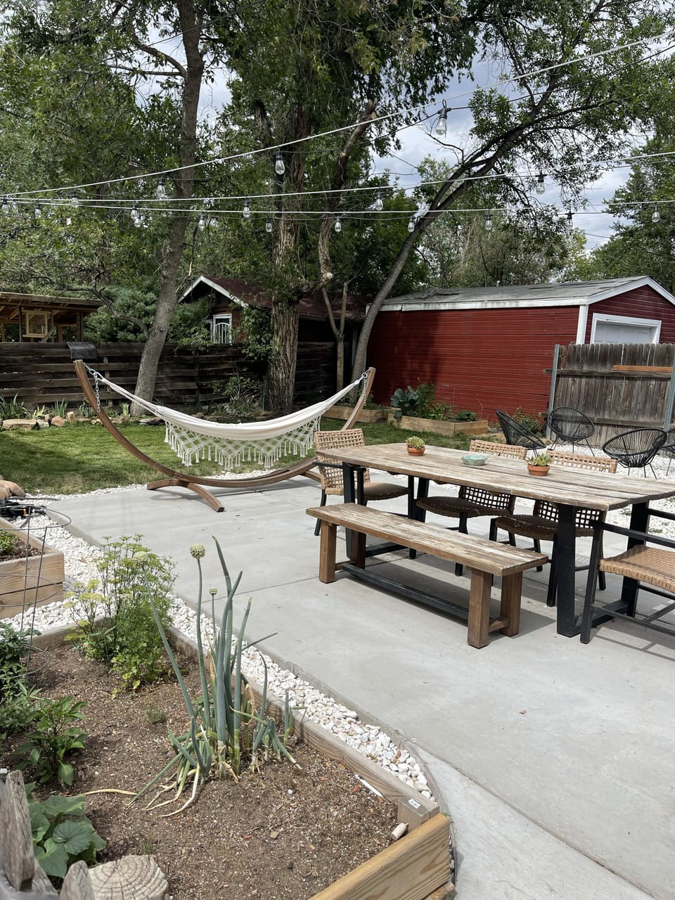 Outdoor dining