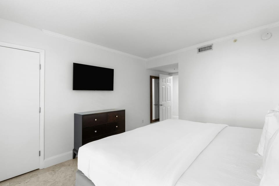 Bedroom. Interior and views may vary based on location and availability.
