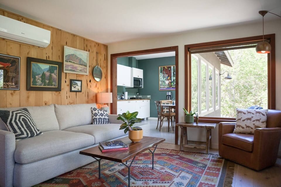 An intimate space that's perfect for a couple or a small family.