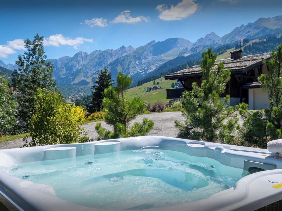 Jacuzzi