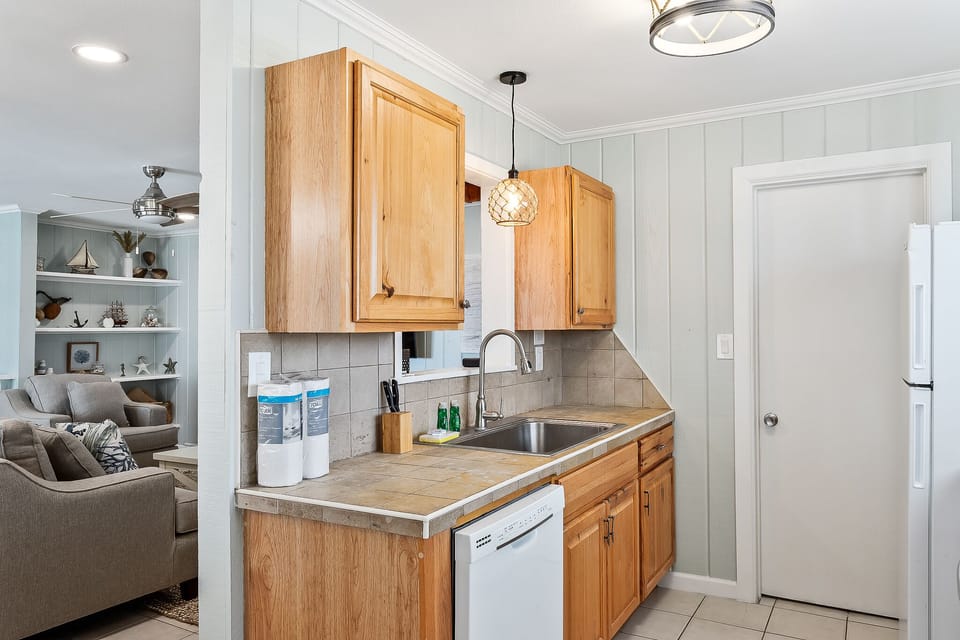 Kitchen is newly remodeled!