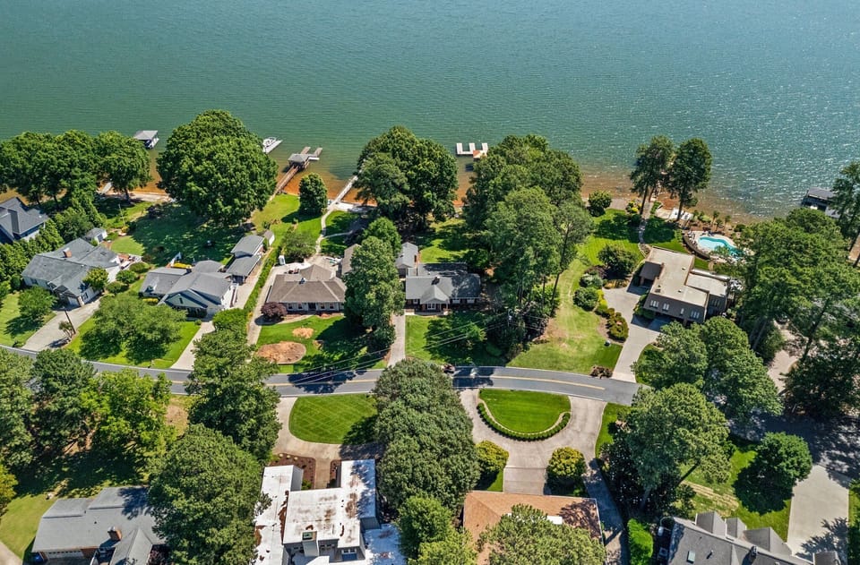 Aerial view of Whispering Pines.