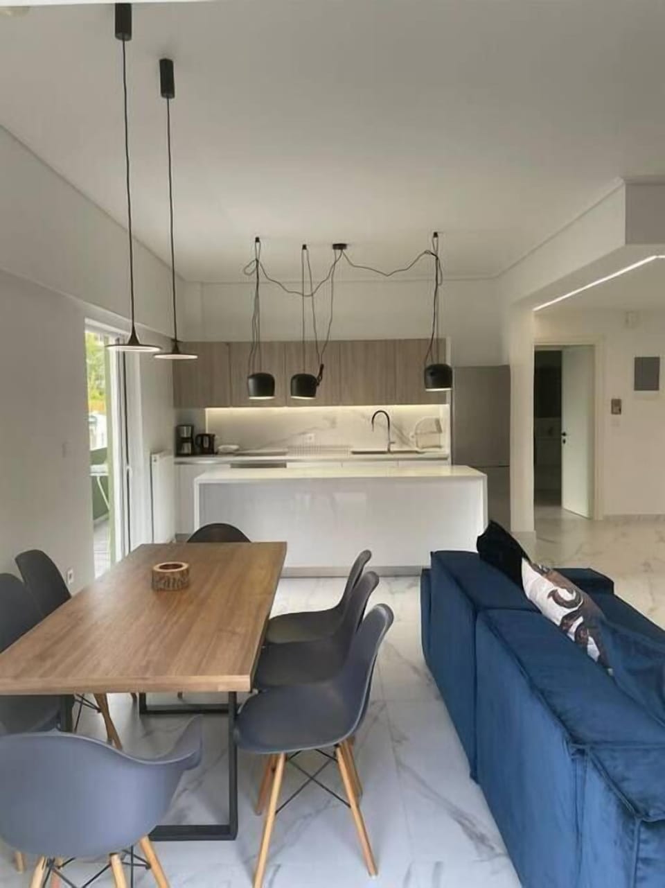 94a6bebf-d980-4e06-943f-0e5420803930