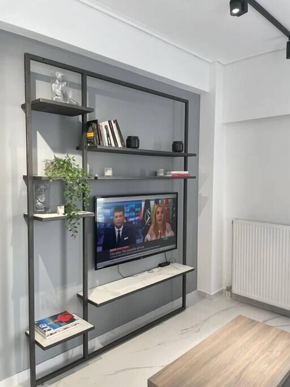 ebf1cec3-c038-40f1-af87-84f1da335776