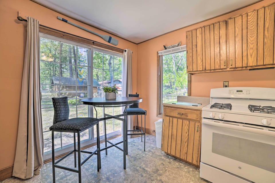 Dining Nook | 1st Floor